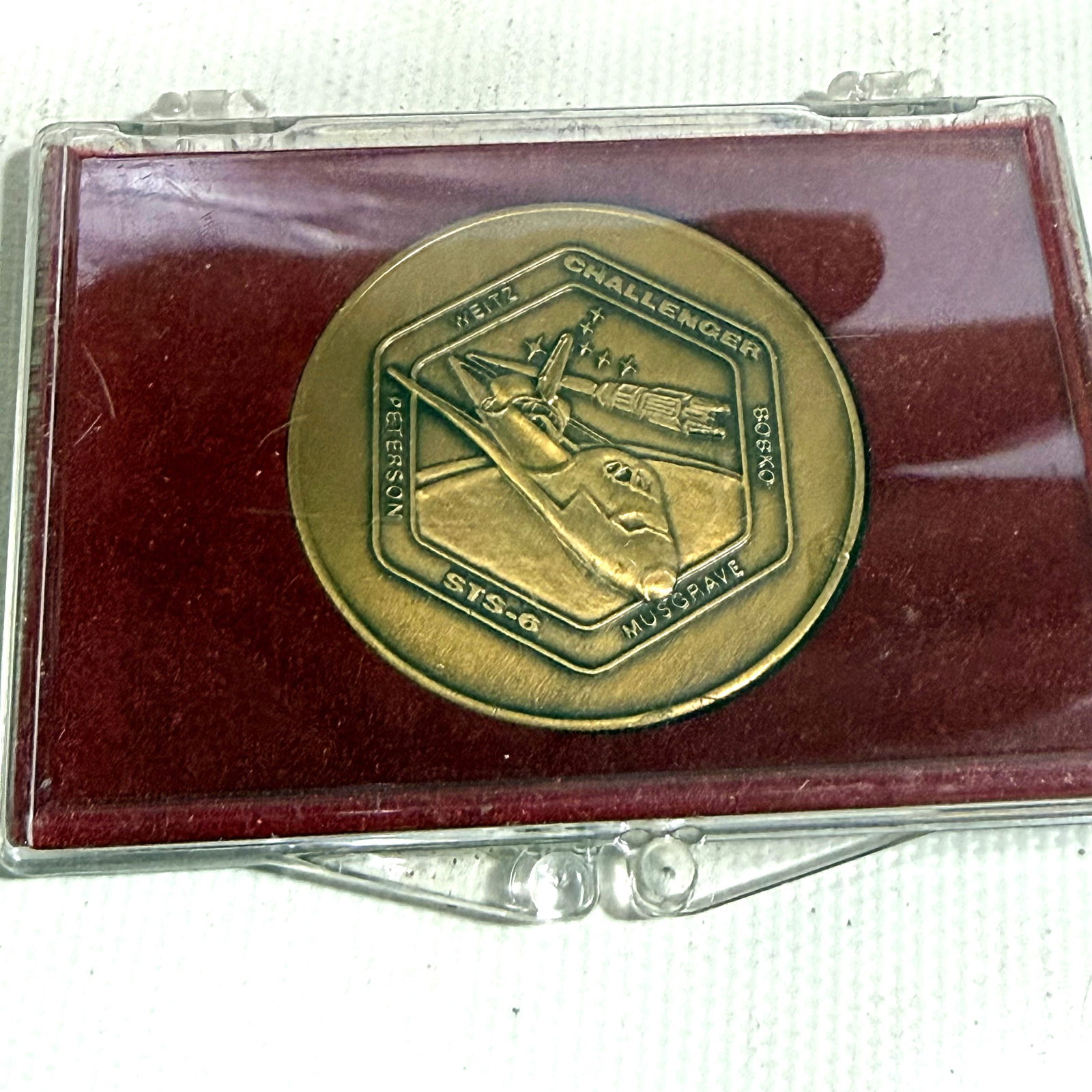 Vintage NASA Space Shuttle Launch Coin: Remember the Shuttle? Of course!