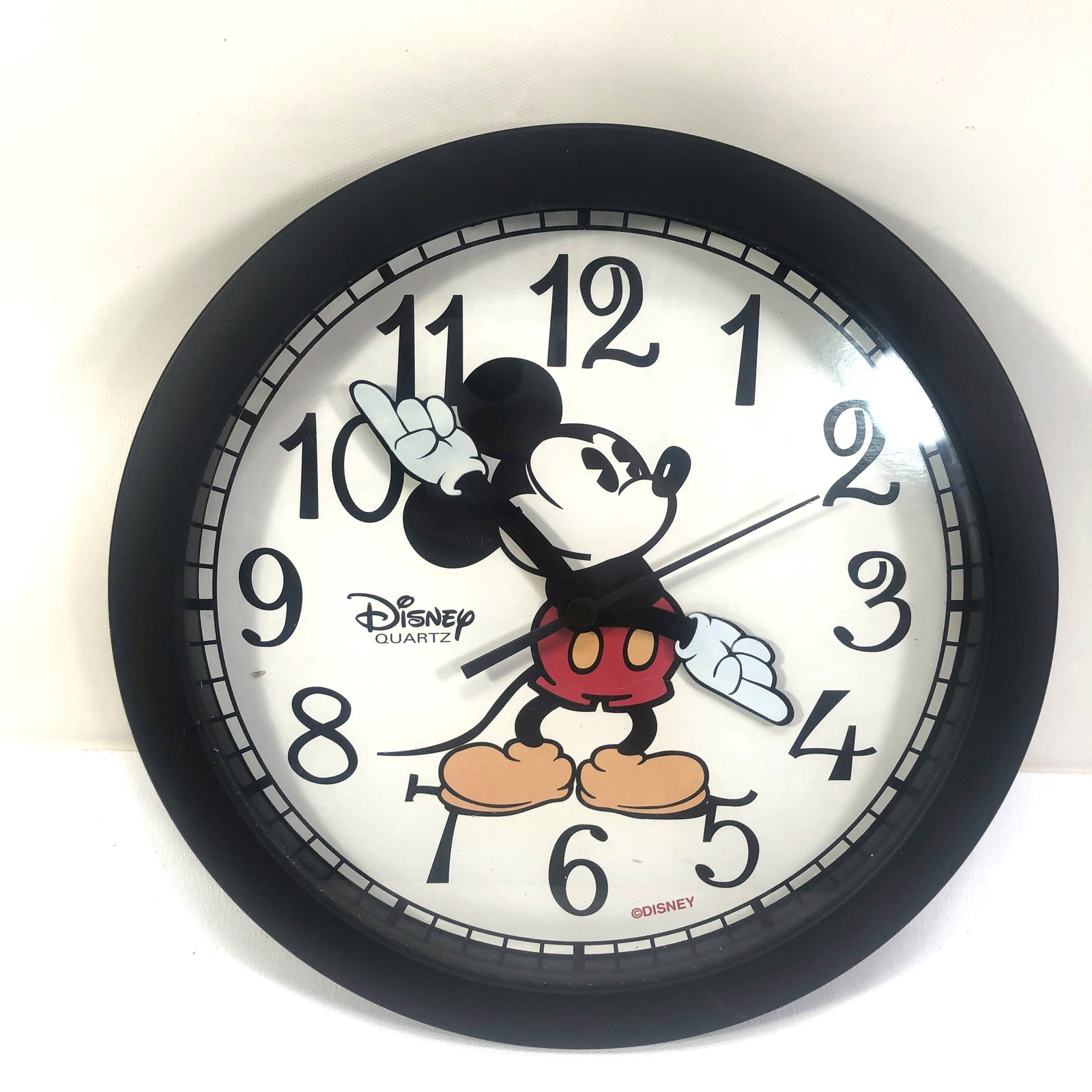 Disney Clock Mickey Mouse: classic Mickey - combined shipping: yes