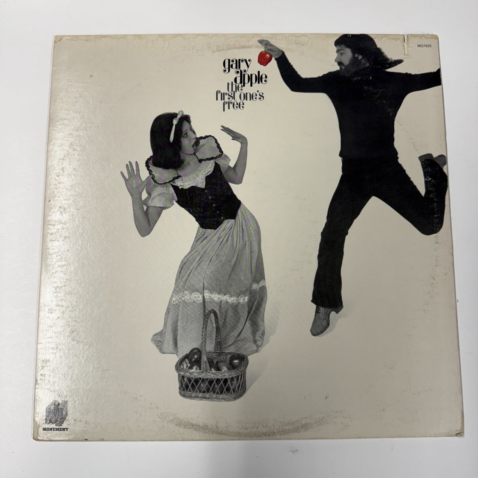 Vinyl Record: Gary Apple: Cleaned - Ships in a LP box with plastic sleeve - Combined shipping: yes (fill a box)