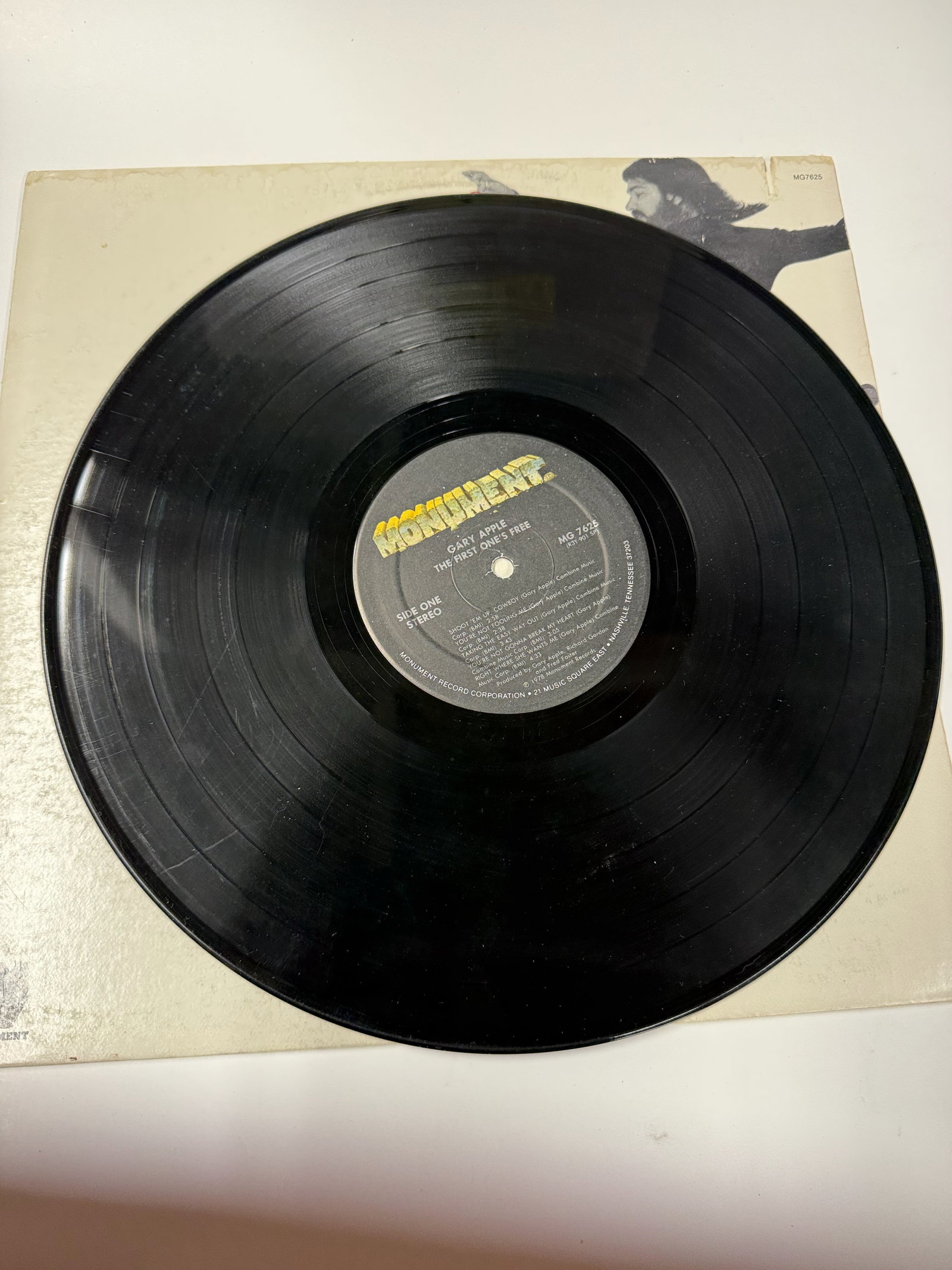 Vinyl Record: Gary Apple - 3