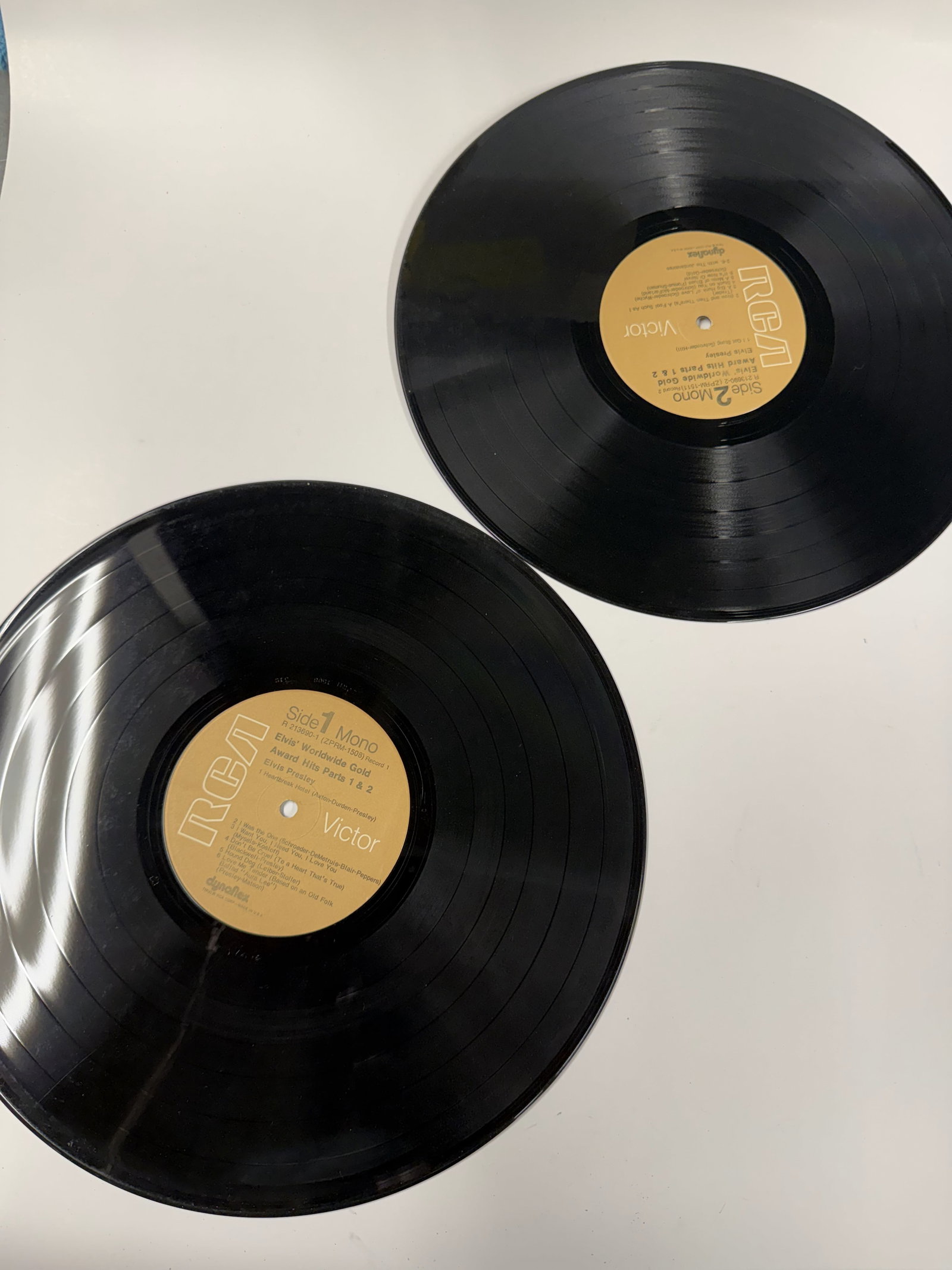 Vinyl Record: Elvis Gold Hits - 3