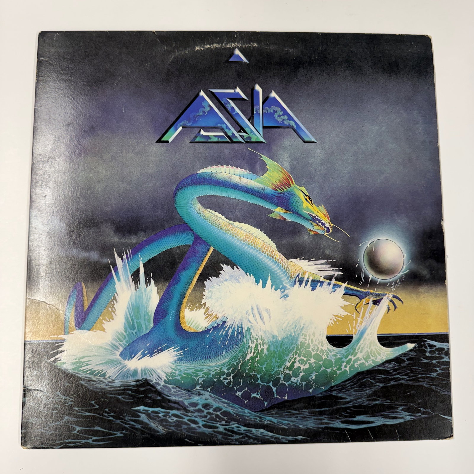 Vinyl Record: Asia: Cleaned - Ships in a LP box with plastic sleeve - Combined shipping: yes (fill a box) Any Yes fans out there?
