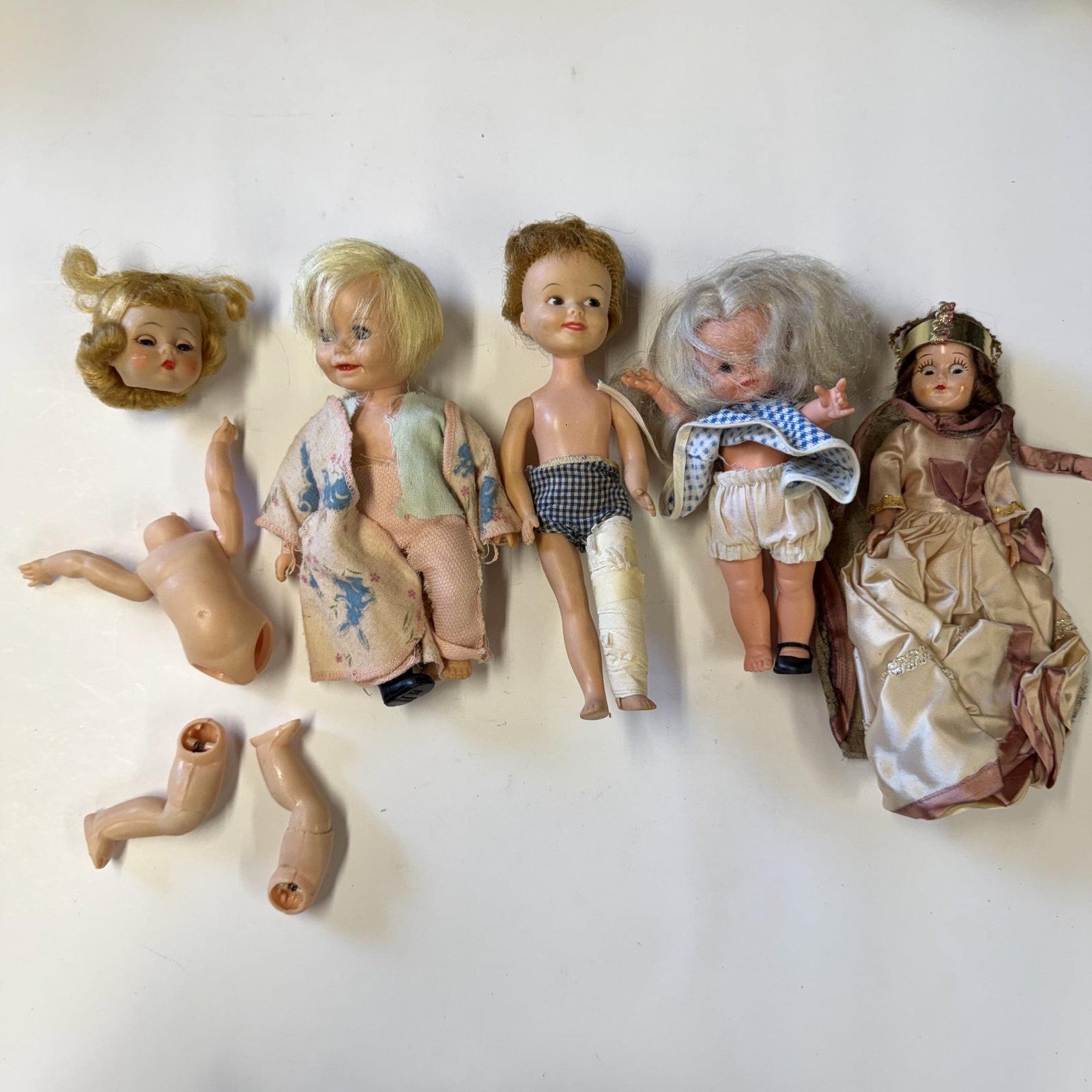 Vintage Doll Lot - 60s (1 of 7)