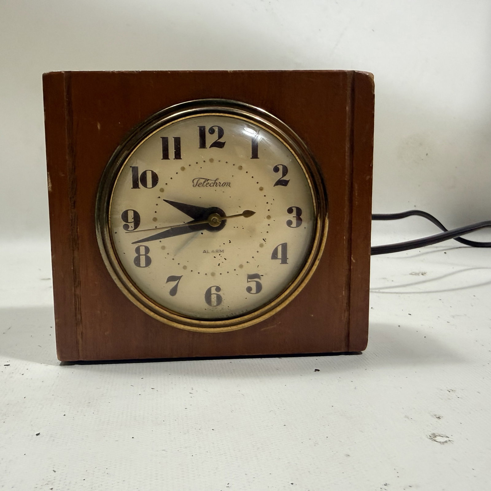 Vintage Wood Clock: Cleaned for good measure - ships in an LP box with plastic sleeve - Combined shipping offered.