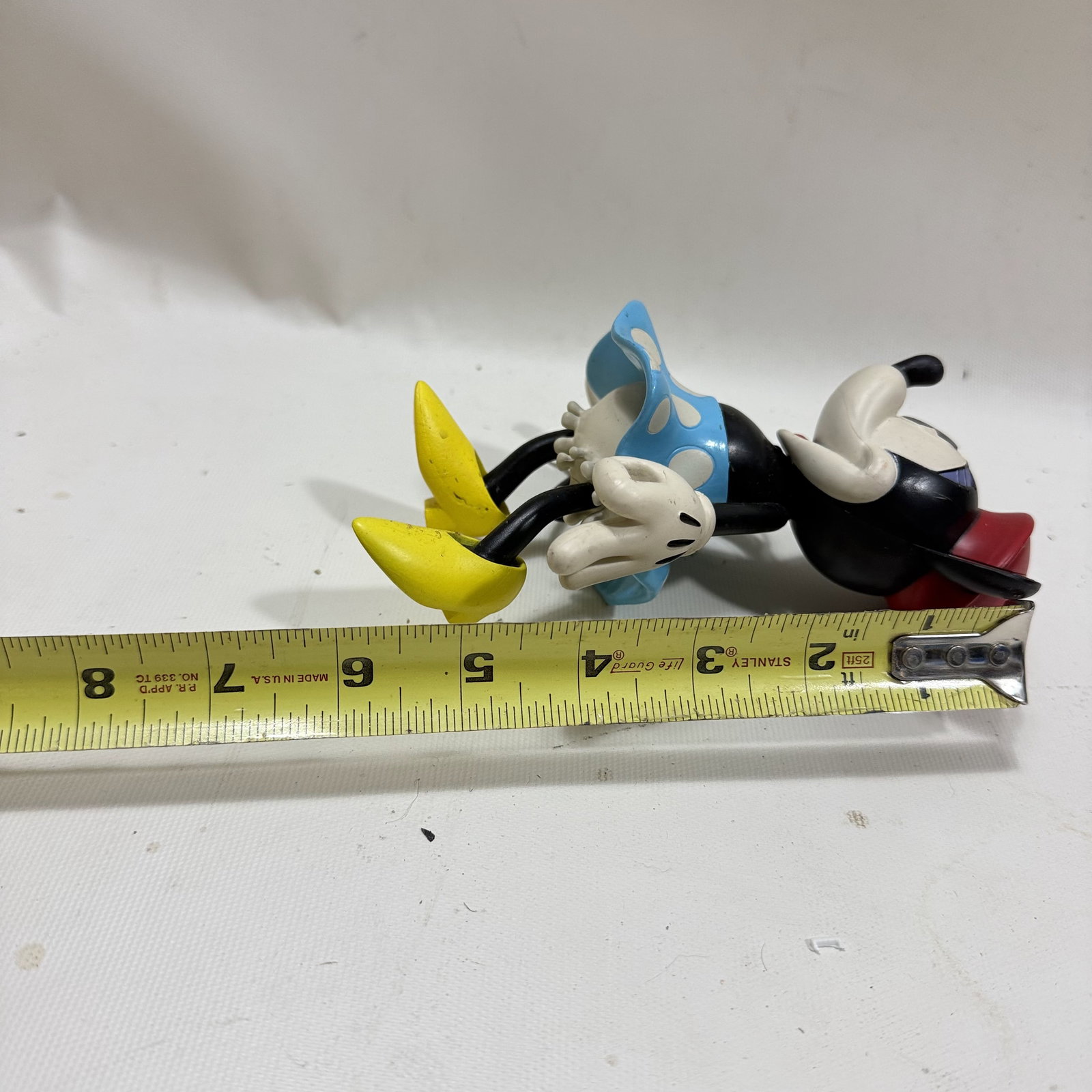 Disney Minnie Mouse Figure - 4