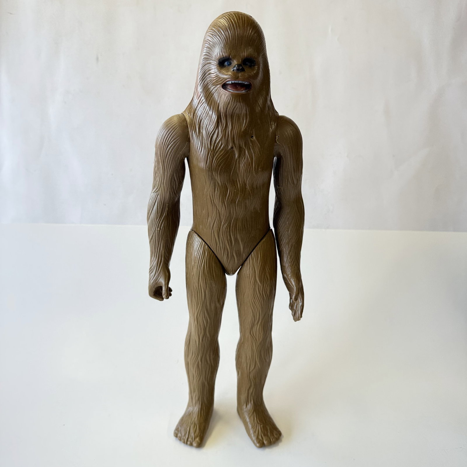Vintage Star Wars Chewbacca Tall Action Figure: Anyone into Chewy?