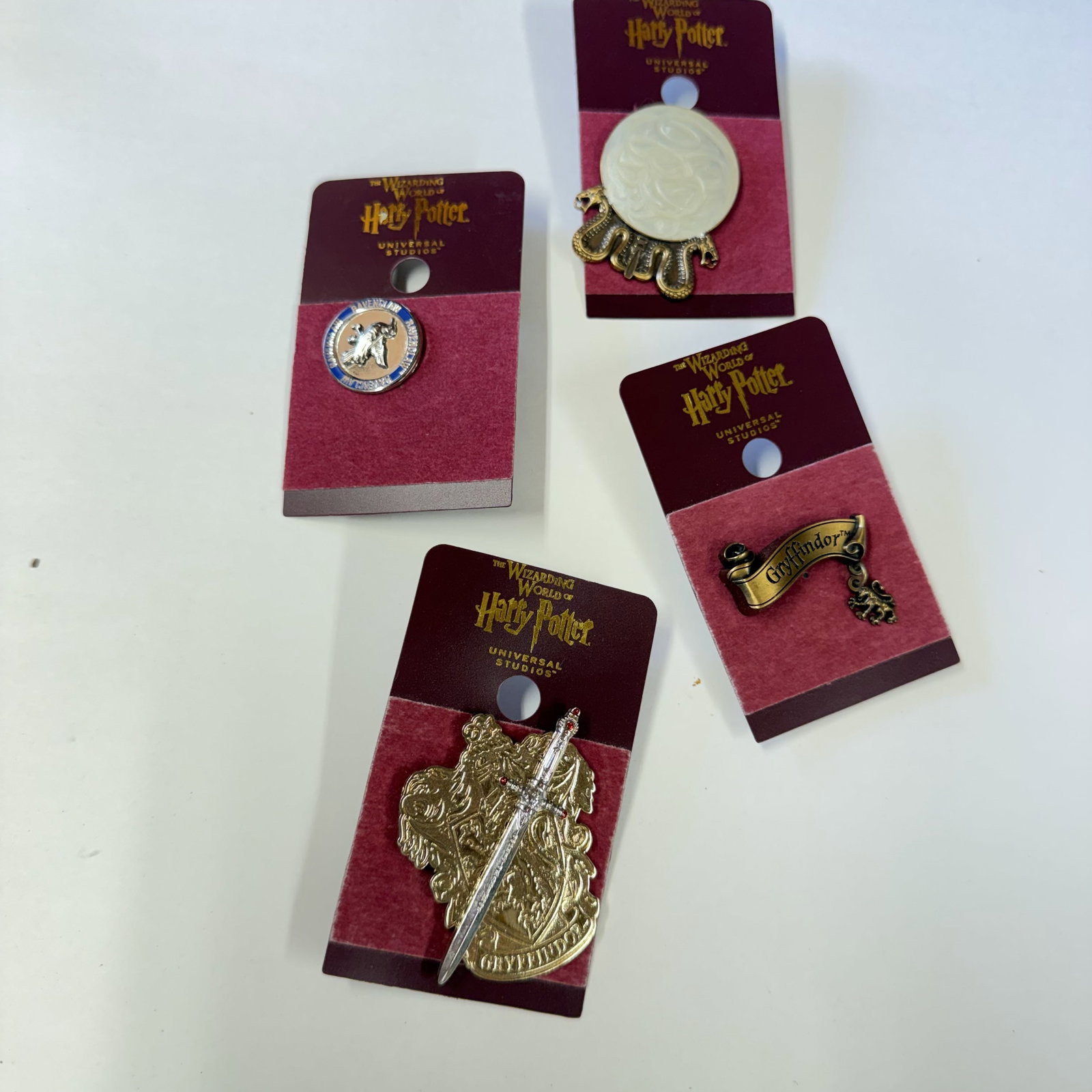 Universal Studios Harry Potter Pin Lot (1 of 4)