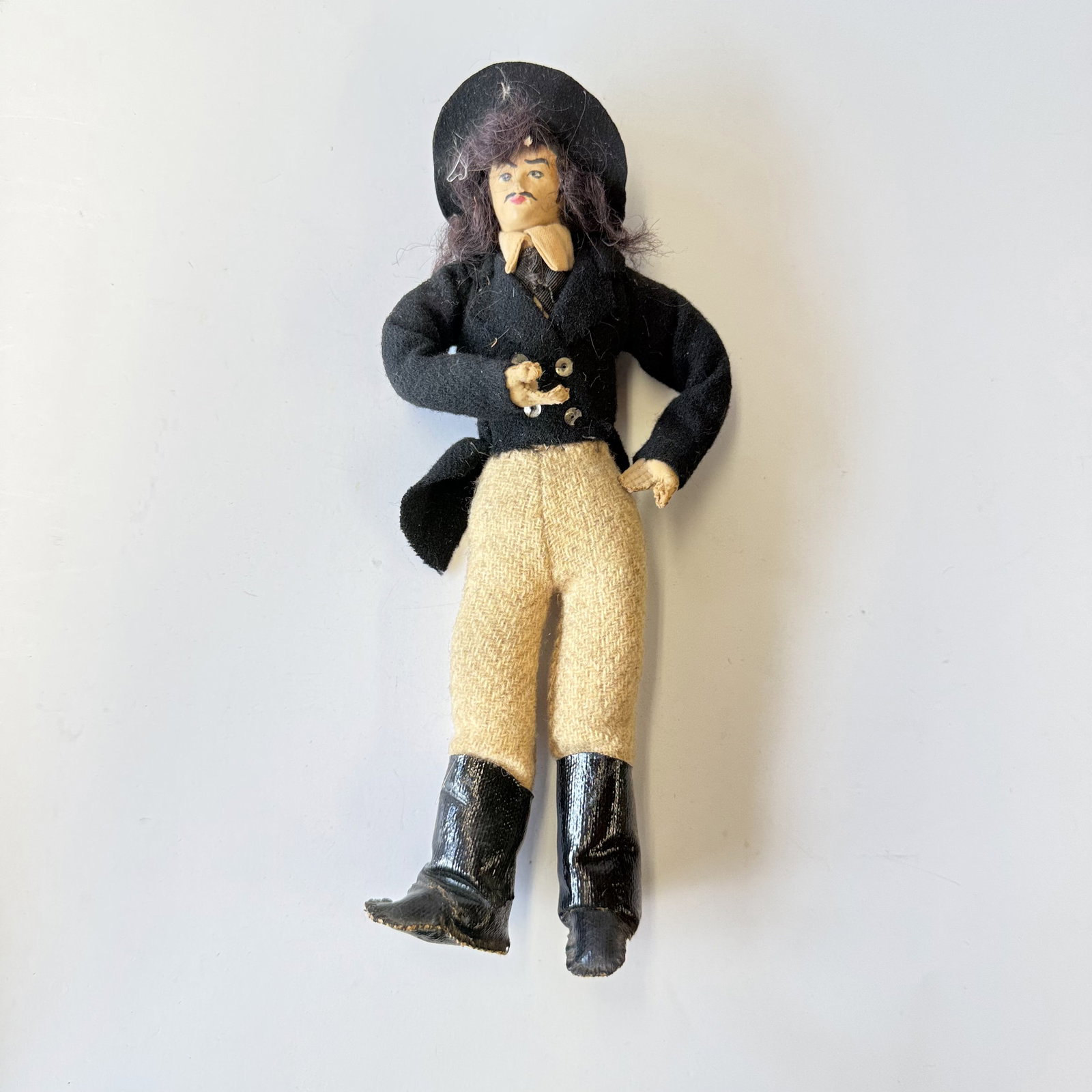 Vintage or Antique? Spain Man Doll: Overall fair with plenty of wear (love) and sprinkled with age.