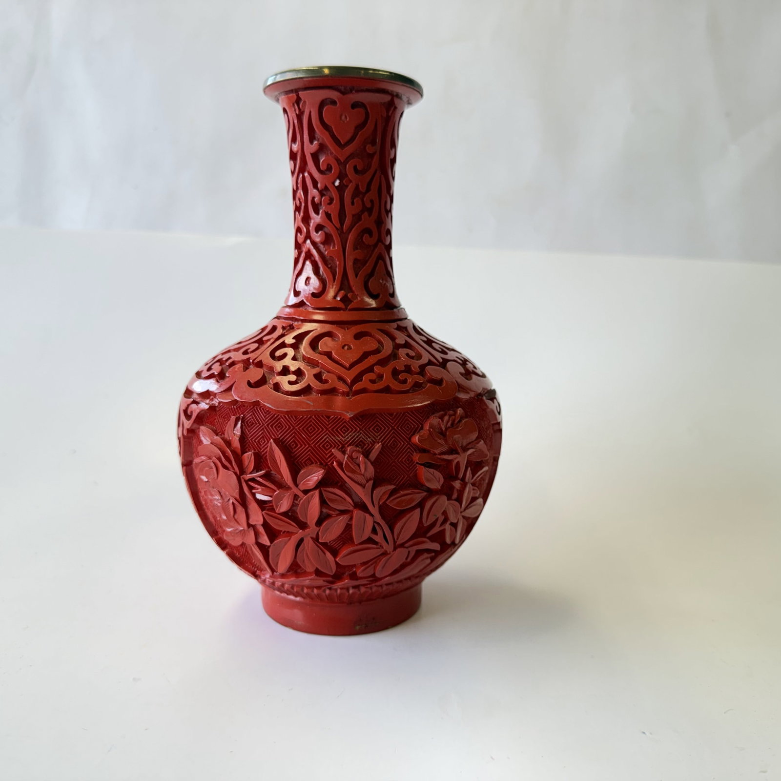 Vintage Chinese Cinnabar Red Lacquer Vase (1 of 8)