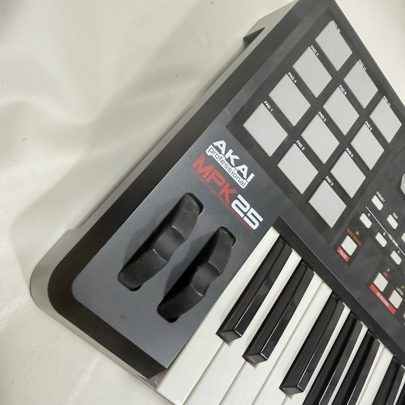 Akai MIDI Keyboard Trigger - 2