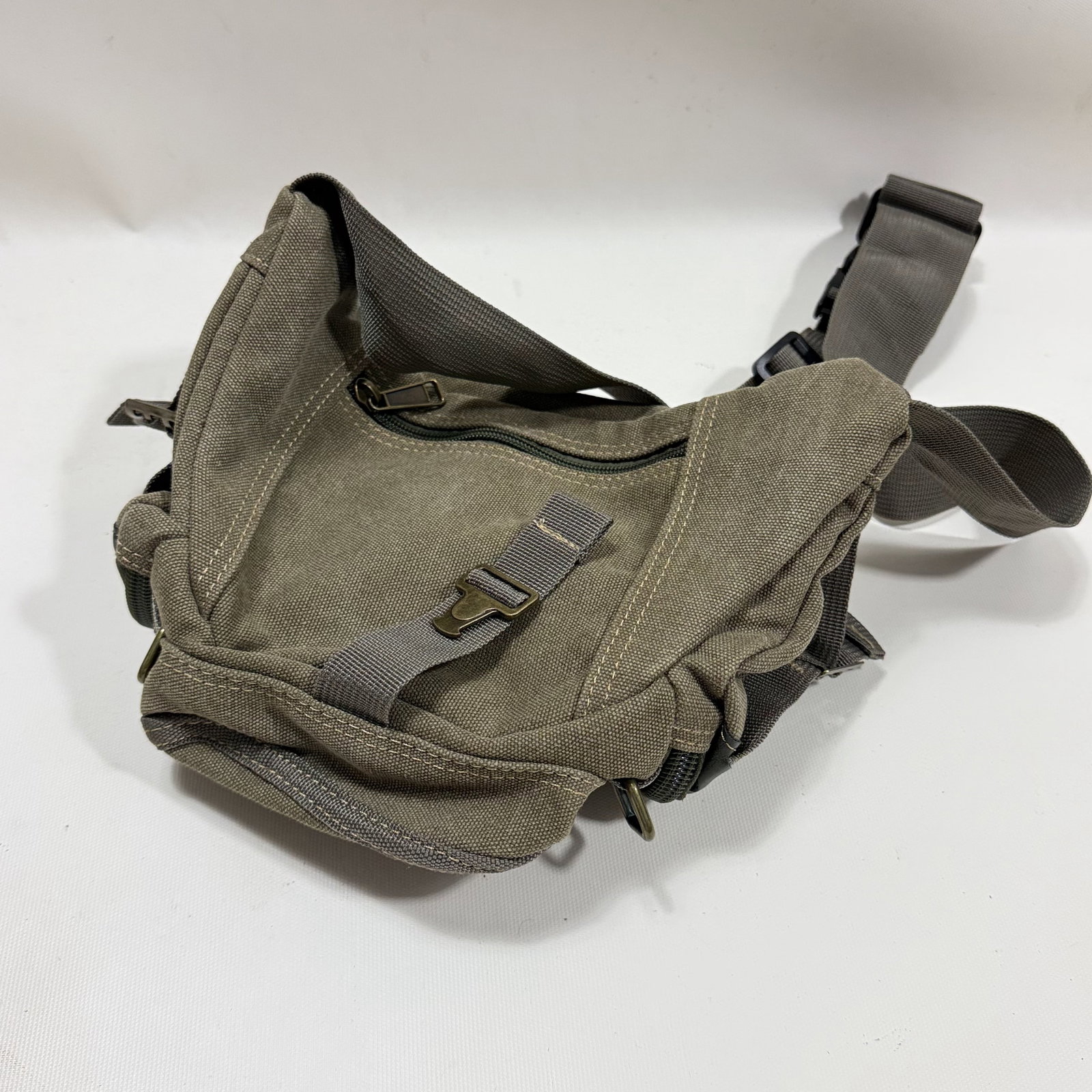Universal Studios Canvas Bag w/Tags - 4
