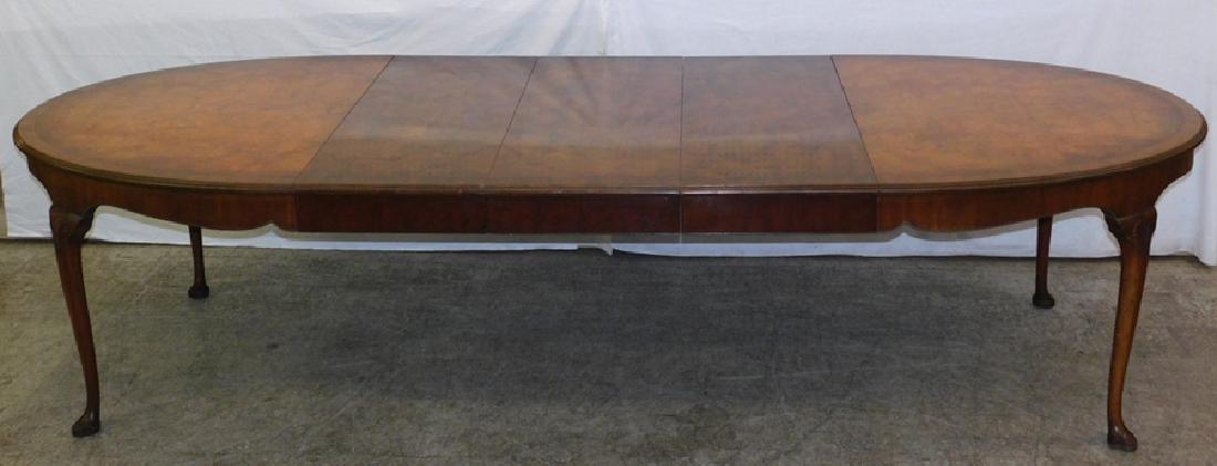 Burl walnut top QA C.W. Kittinger table w/ 3 leaves.: Burl walnut top Queen Anne C.W. Kittinger dining table with three leaves. 126" long x 48" deep x 3" tall.