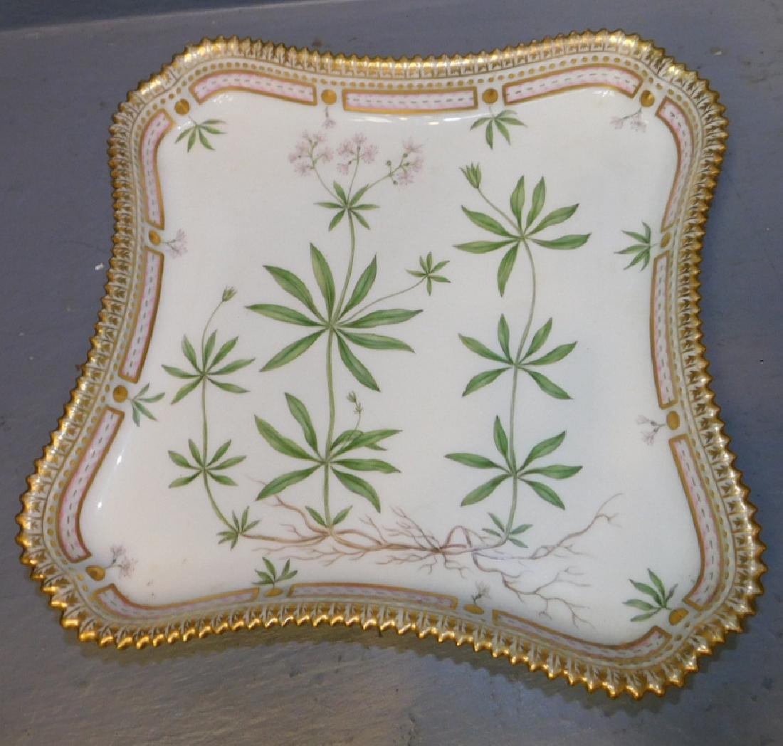 Royal Copenhagen square serving bowl. (1 of 3)