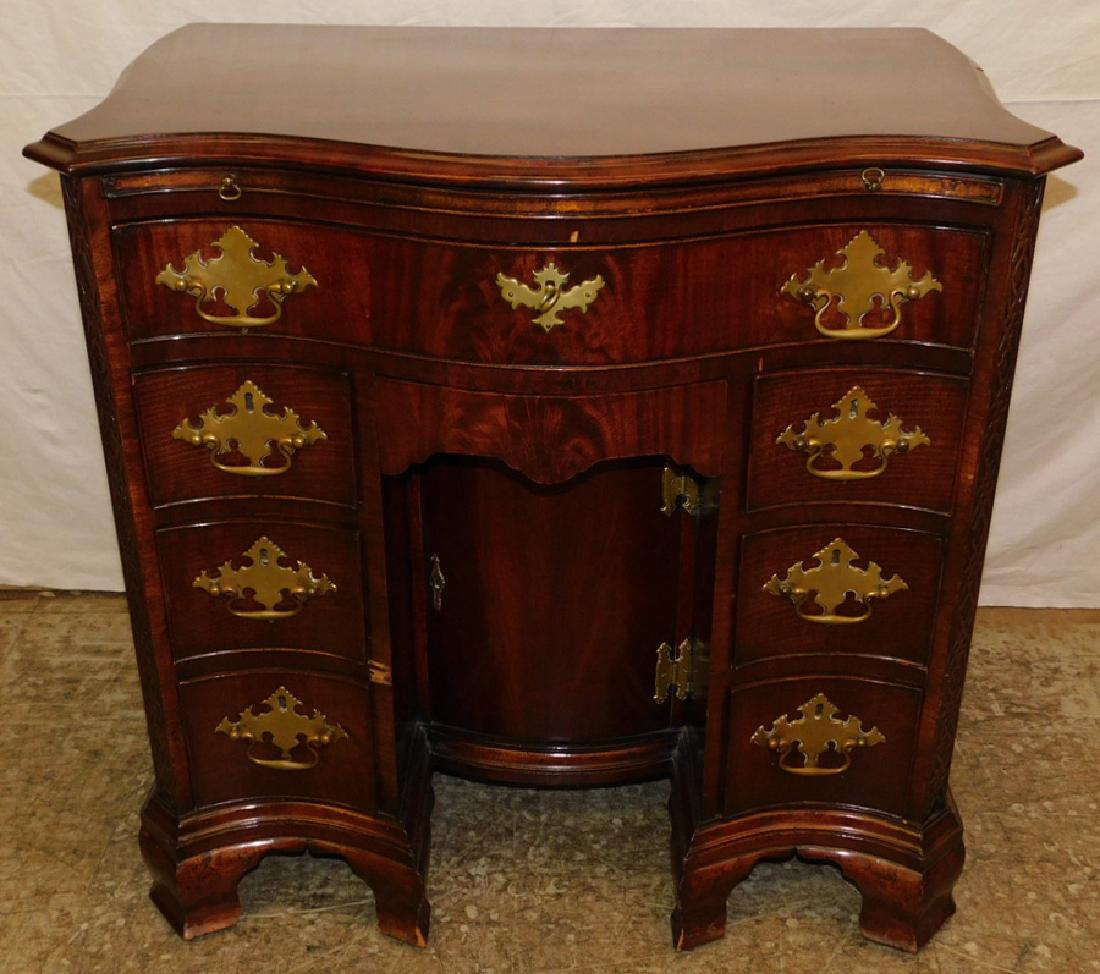 18th C mahogany Chippendale ladies desk (1 of 5)