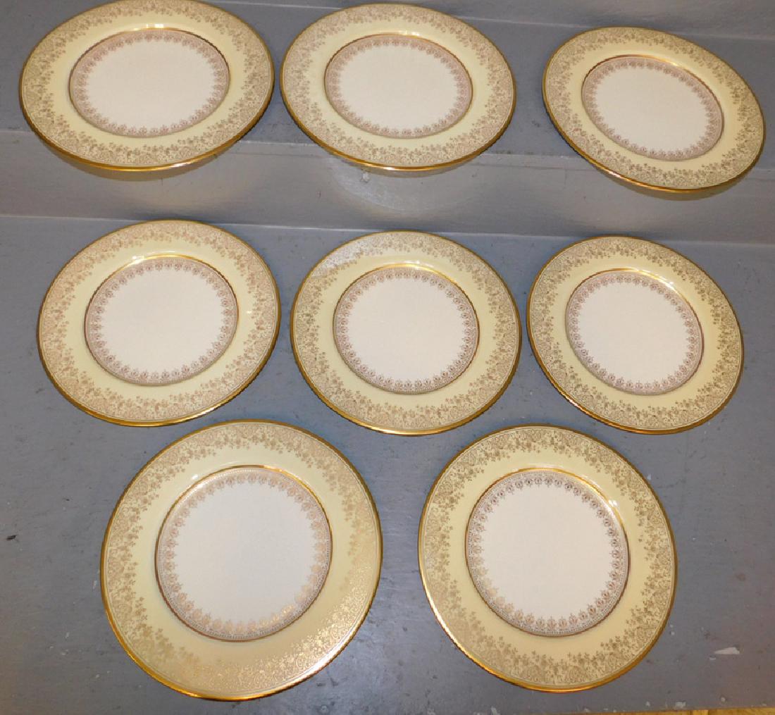 Set of 8 Wheeling Plates. 10 1/2" dia. (1 of 2)
