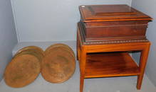 Regina single comb music box with 14 disks.