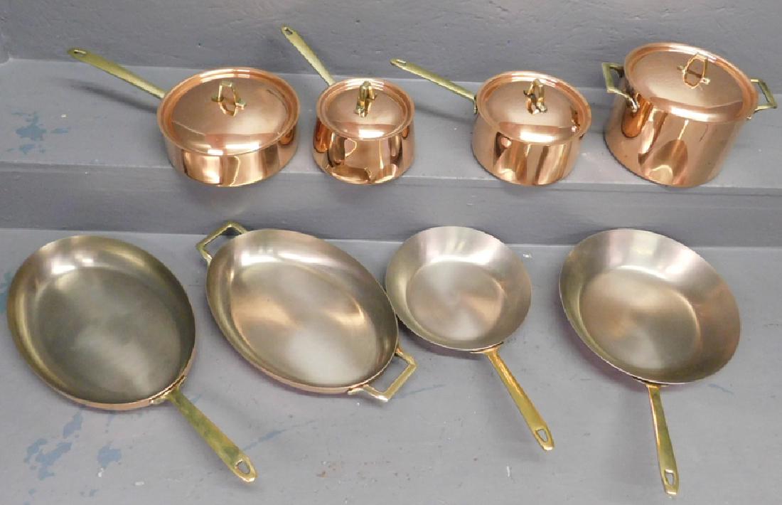 4 Paul Revere copper cooking pots, 4 copper pans: 4 Paul Revere contemporary copper cooking pots and 4 copper pans