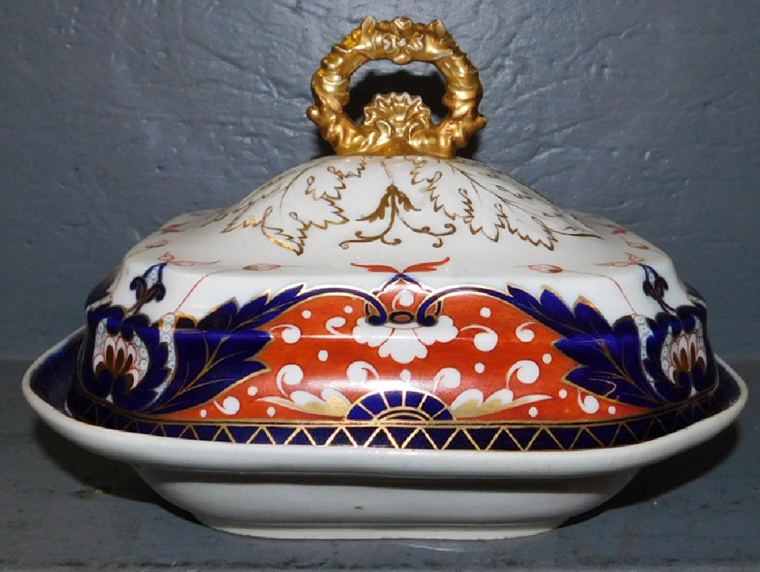 Chamberlains Worcester covered dish. (1 of 5)