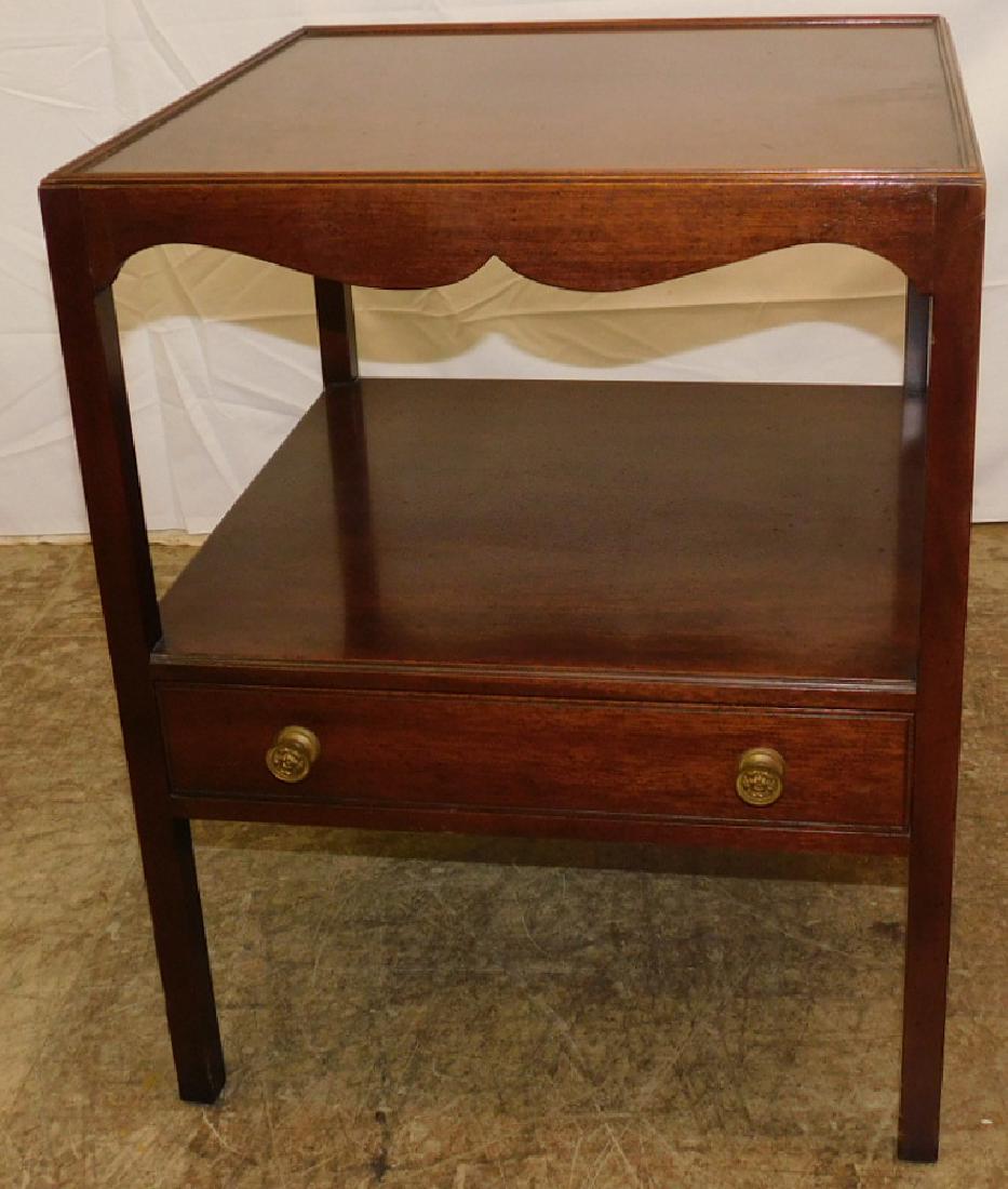 Kittinger mahogany table. (1 of 3)