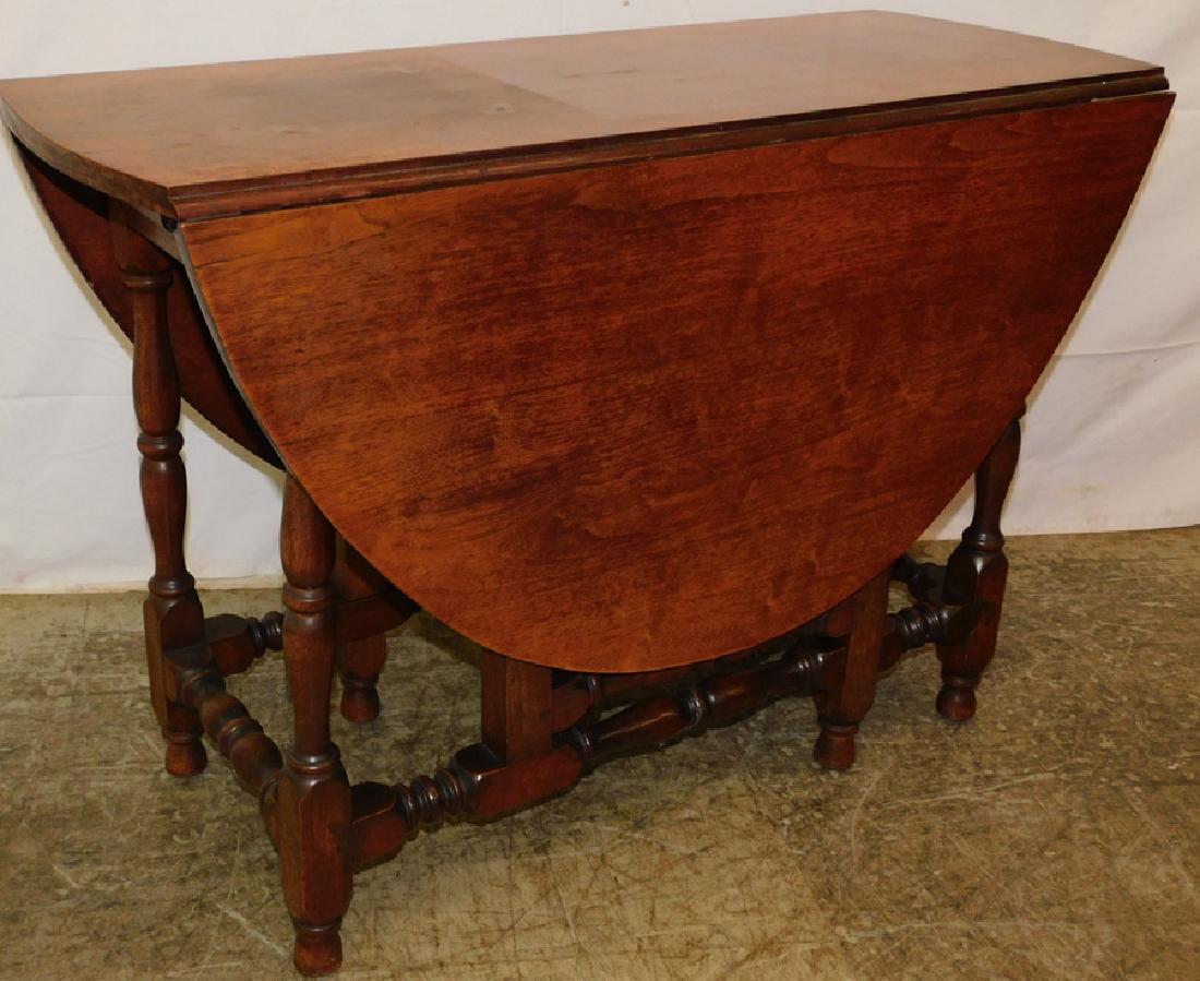 19th century Walnut gate leg table (1 of 3)
