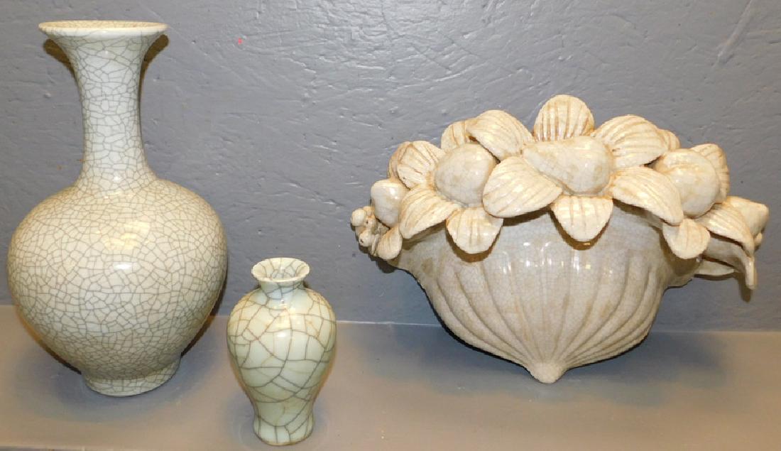 2 Oriental Crackleware Vases & Wall Pocket (1 of 8)