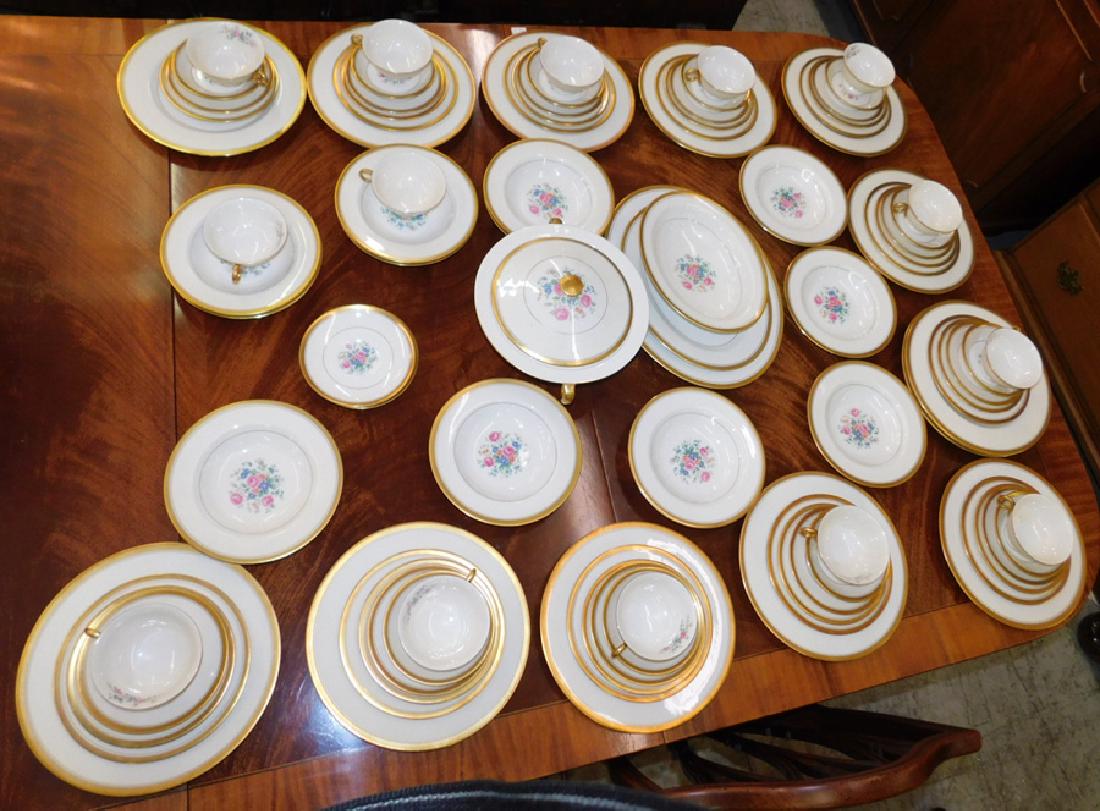 91 Pc Theodore Haviland Windsor Pattern set (1 of 3)