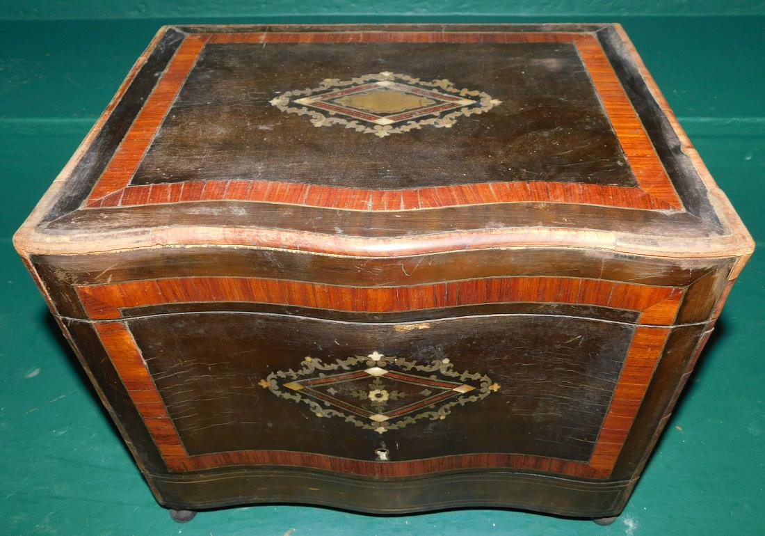 Ebony & Rosewood Banded Tantalus Box (1 of 2)