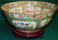 19th C 13 1/2" Rose Medallion Bowl On Stand