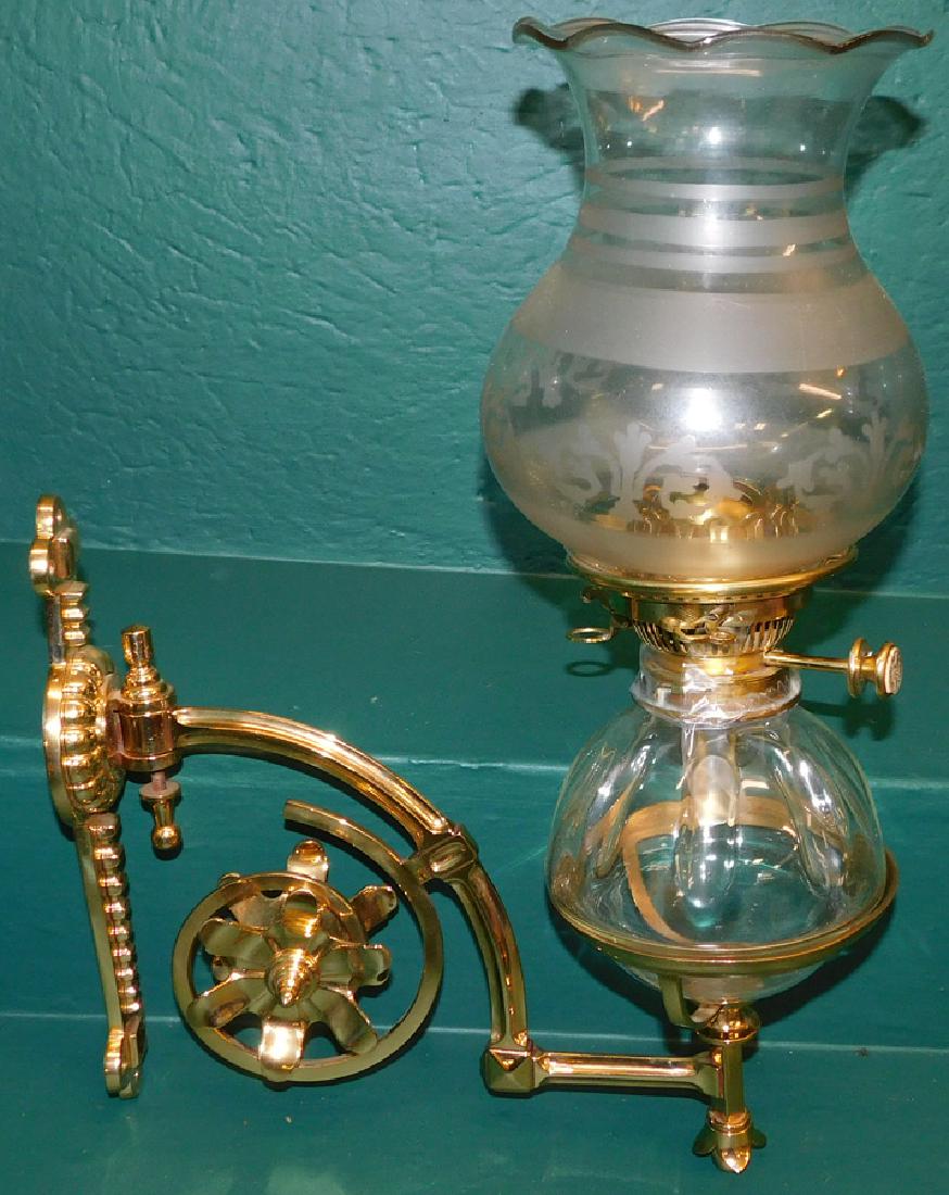 Early Hinks Benet Fink Brass & Glass Oil Lamp (1 of 4)