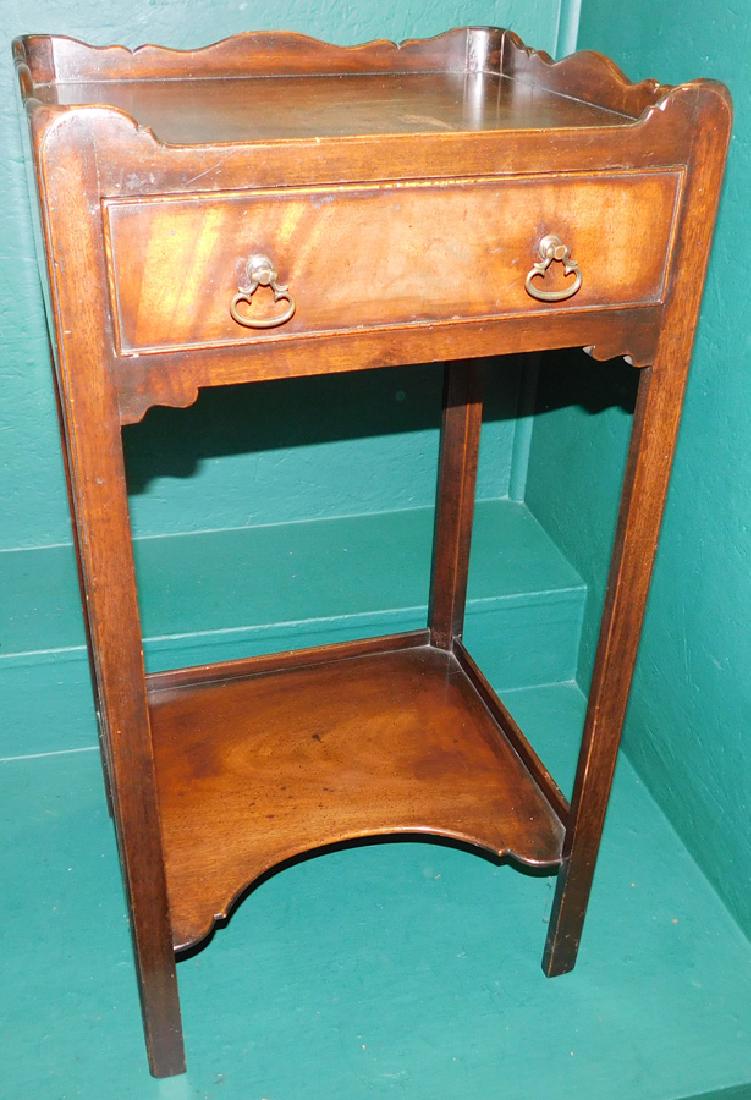 19th C Mahogany Chippendale Wash Stand (1 of 2)