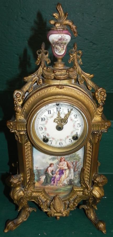 Fr Style New Haven Porc Dial Clock W/ Courting Scene (1 of 3)