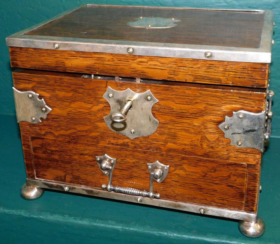 English Oak Silver Plate Accent Box (1 of 4)