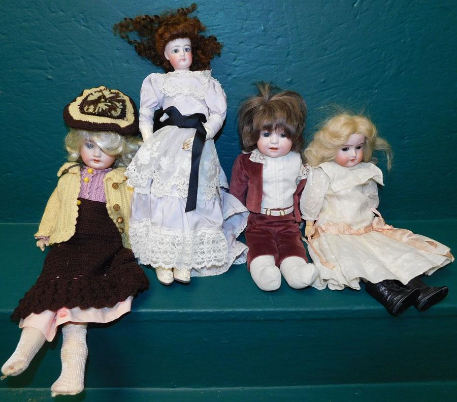 Where can i sell antique dolls near me sales