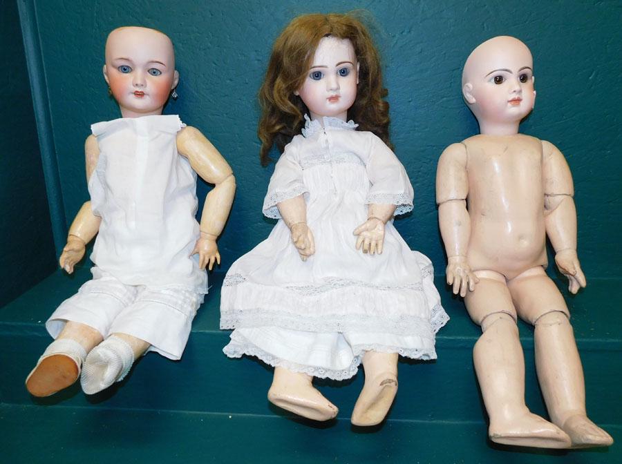Lot 3 Antique French Dolls (1 of 4)