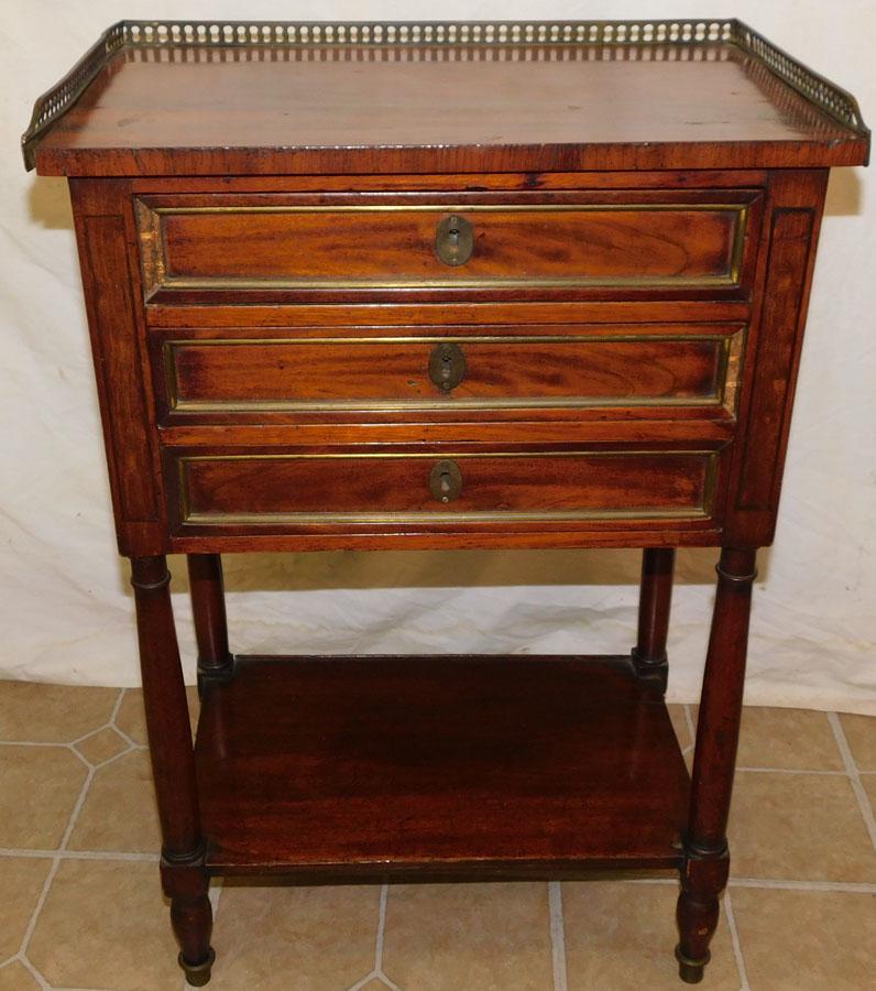 19th C French Mahogany Commode (1 of 3)