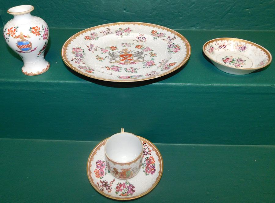 5 Pc 19th C Fr Armorial Samson Porcelain (1 of 5)