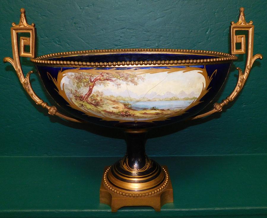 French Ormolu Mounted HP Porc Center Bowl (1 of 4)