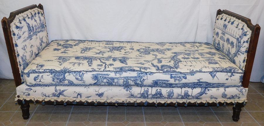 French Louis XV Style Day Bed With Toile Upholstery (1 of 9)