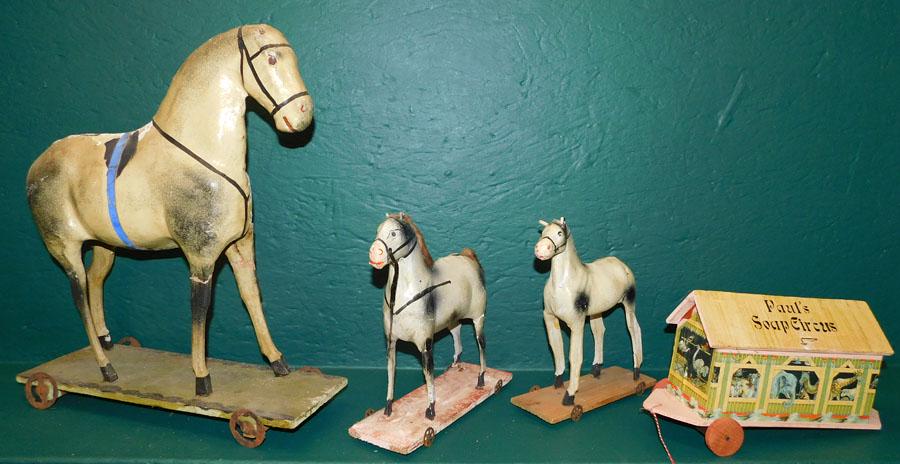 Lot 3 Antique Horse Pull Toys & Wagon: Lot 3 Antique Horse Pull Toys & Wagon 16 1/2" H Largest