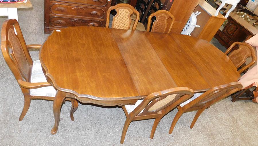 7 Pc Walnut French Provincial Style Table & Chairs: 7 Pc Walnut French Provincial Style Dining Table & Chairs 97" W 41 3/4" W 30 1/2" H (Table ) 40 1/2" H (Chairs)