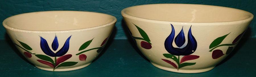 Watt Pottery Dutch Tulip -- Two Bowls (1 of 3)