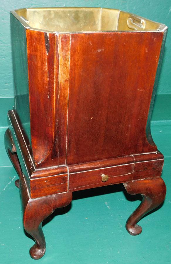 Mahogany QA Wine Cooler W/ Brass Liner: Mahogany Queen Anne Wine Cooler W/ Brass Liner. 13" W 13 1/4" D 20 1/2" H
