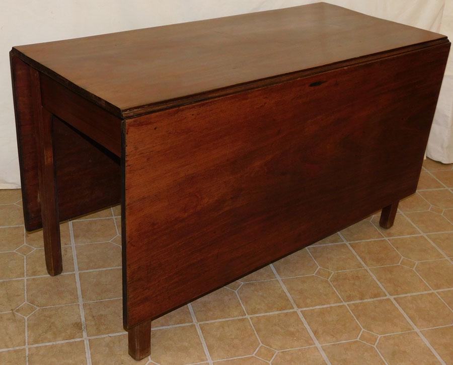 19th C Mahogany Drop Leaf Dining Table (1 of 5)