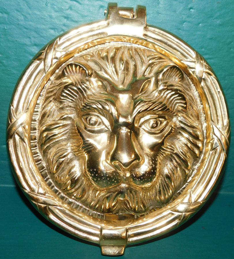 Cast Brass Lion Head Door Knocker (1 of 4)
