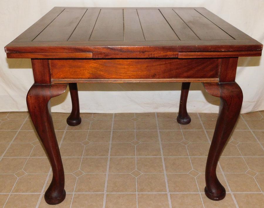 Mahogany Queen Anne Draw Leaf Table (1 of 3)