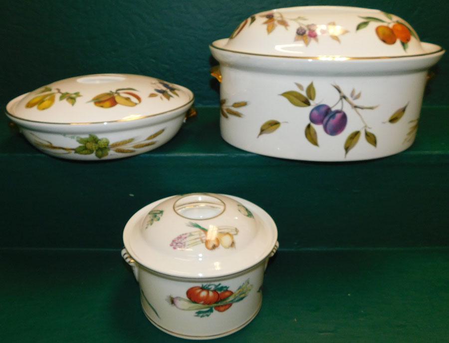 2 Royal Worcester Evesham Casseroles & Fr Covered Dish (1 of 7)