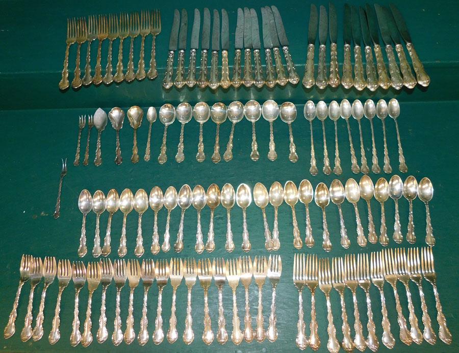 108 Pc Gorham Strasbourg Sterling Flatware (118.6 Toz) (1 of 4)