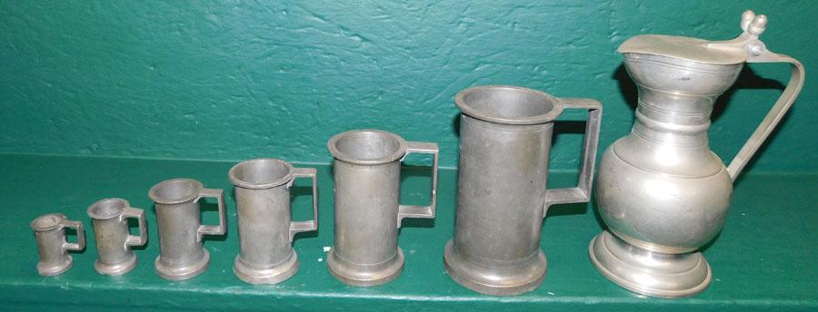 4 Pewter Measures & Pewter Tankard (1 of 5)