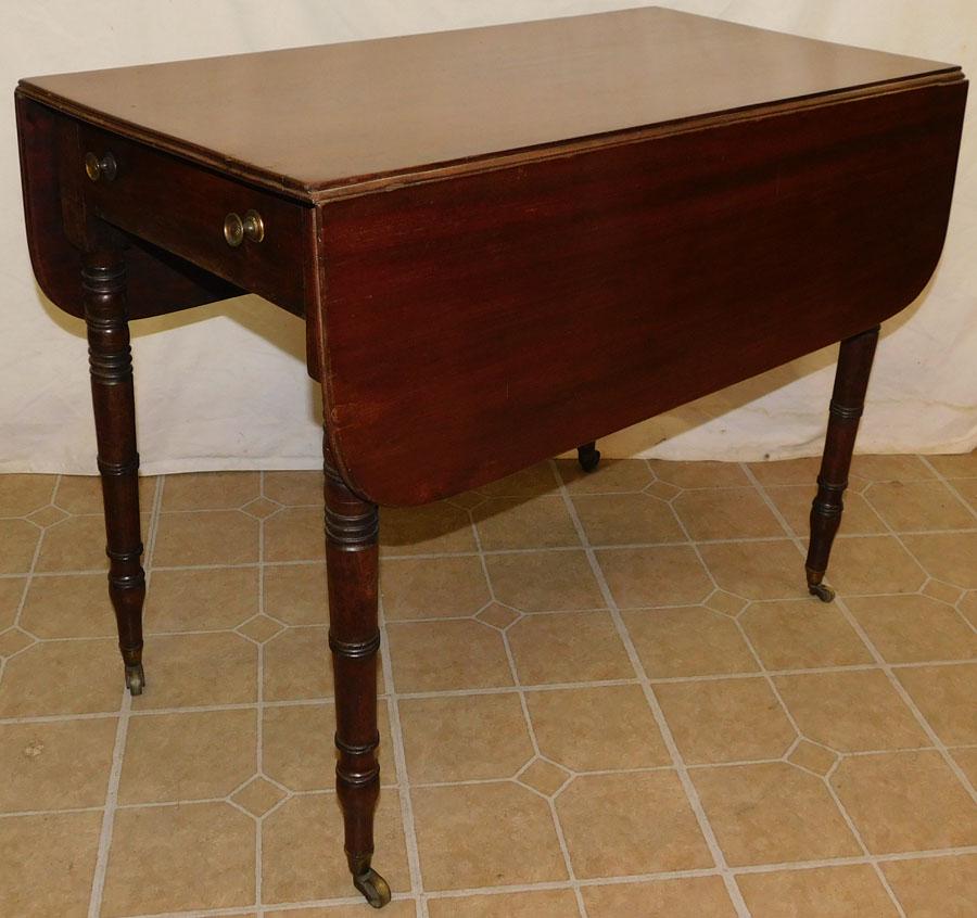 19th C Mahogany Pembroke Table (1 of 4)