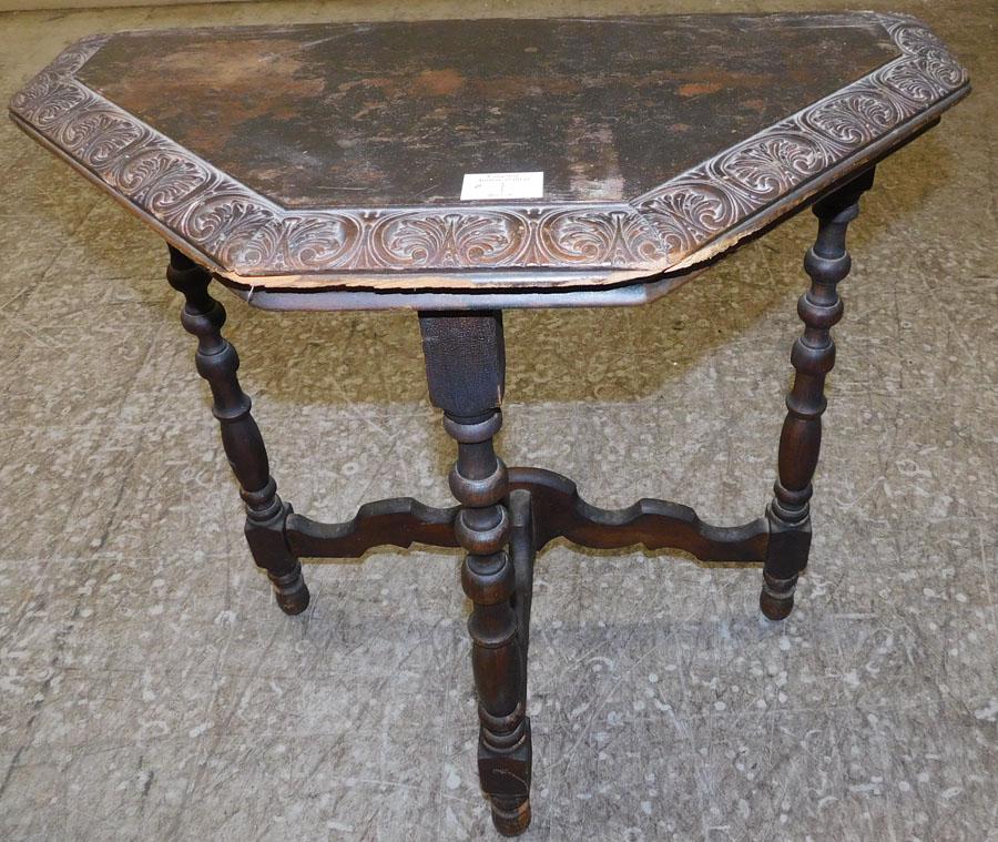 Small Mahogany Console Table By St John & Gables: Small Mahogany Console Table By St John & Gables. 24" W 12" D 24 1/4" H
